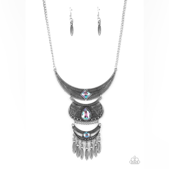 Lunar Enchantment - Paparazzi Iridescent Statement Necklace - New - Picture 1 of 2